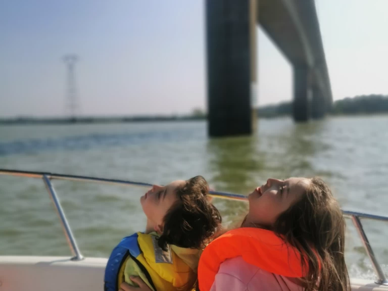 Location Bateau à moteur à La Tremblade - Marinello Eden 22