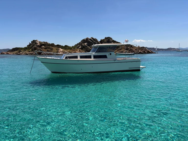 Location bateau La Maddalena pas cher Omnia 95/1