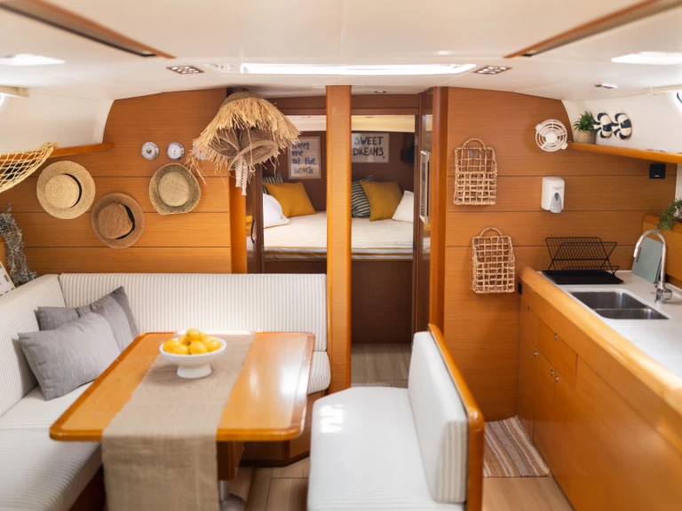 Location bateau Préveza pas cher Sun Odyssey 469