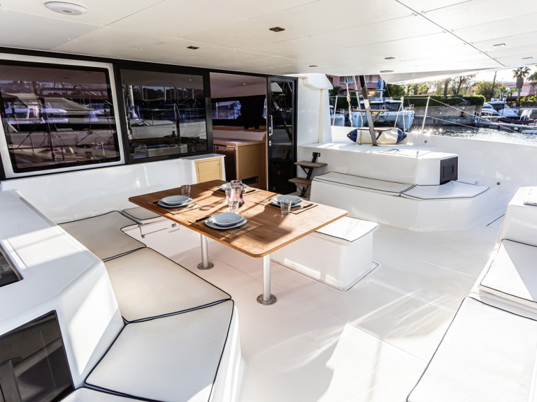 Louer Catamaran avec ou sans skipper Dufour à Furnari