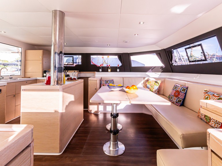 Louer Catamaran avec ou sans skipper Dufour à Furnari
