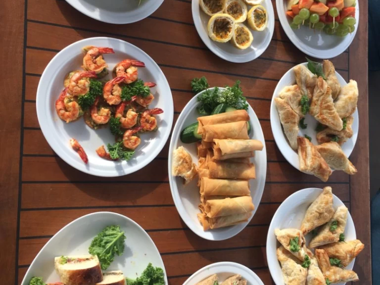 Location bateau Trincomalee pas cher catamaran