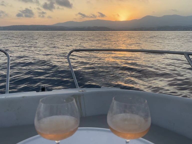 Location bateau Bénéteau Flyer 650 Open à Saint-Laurent-du-Var sur Samboat