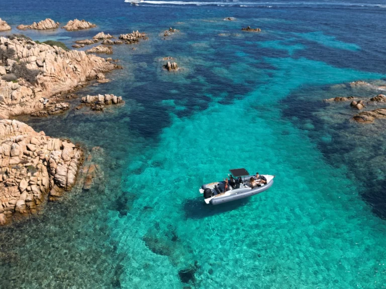 Location Semi-rigide Capelli avec permis