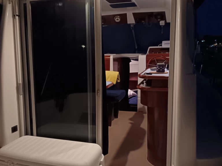 Location Bateau à moteur Bénéteau avec permis