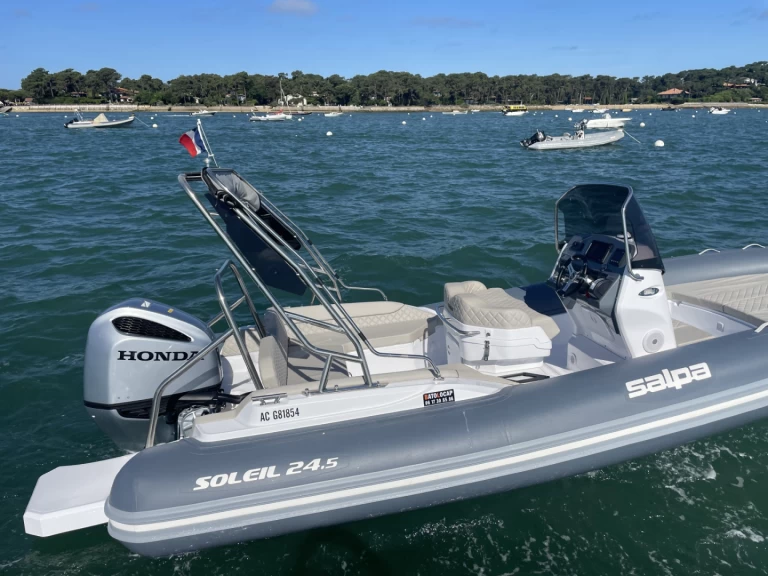 Salpa Salpa 24.5 a louer à Cap Ferret