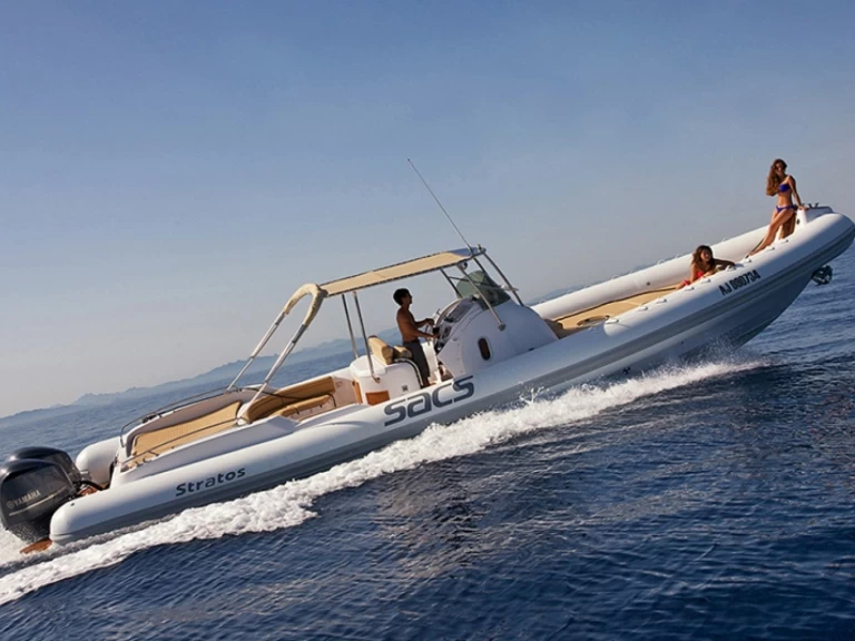 Louez un Sacs Stratos 42 à Bonifacio Port