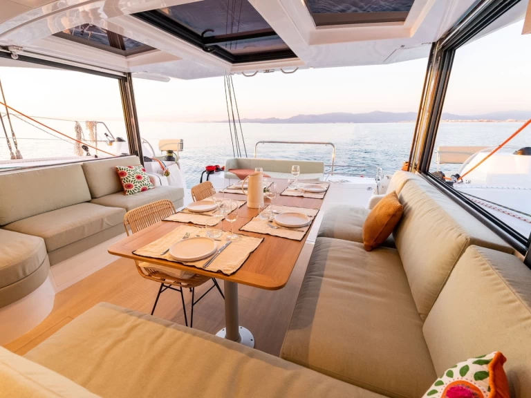 Catamaran à louer à Le Marin au meilleur prix