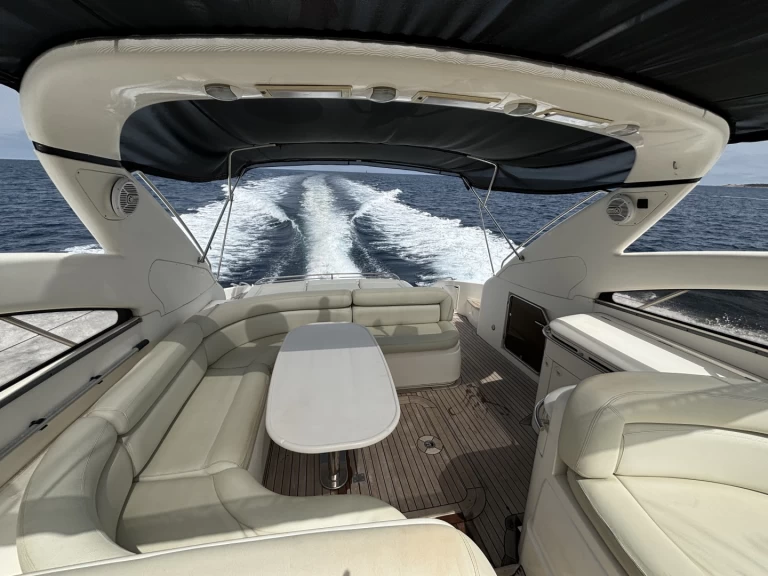 Location bateau Porto-Vecchio pas cher Princess V50