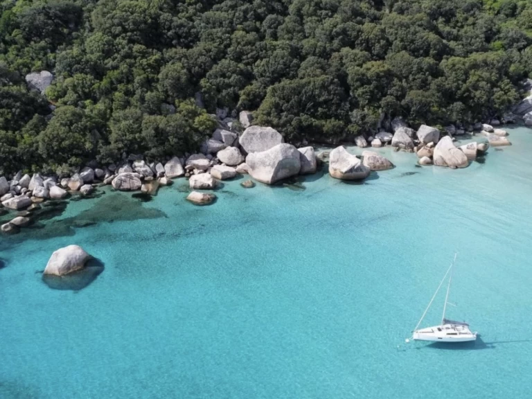 Location Semi-rigide Saver avec permis