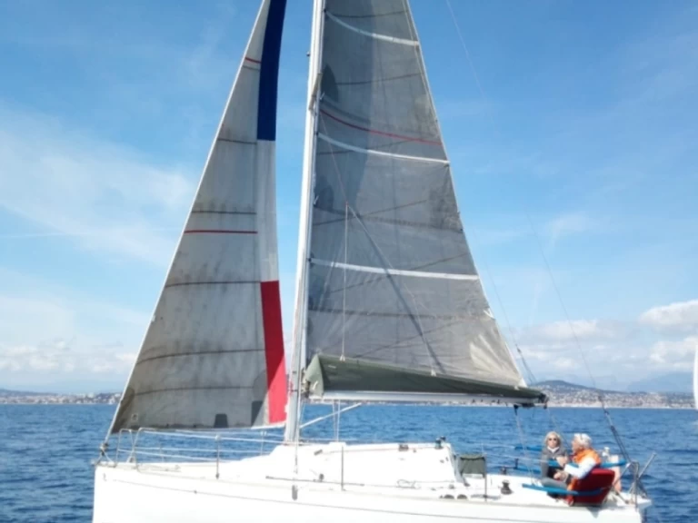 Voilier à louer à Antibes au meilleur prix