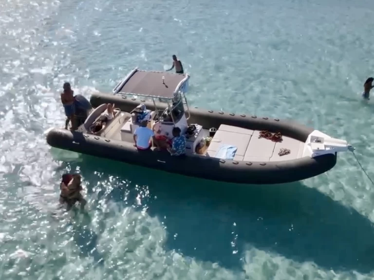 Location Semi-rigide à Palau - Capelli Tempest 900