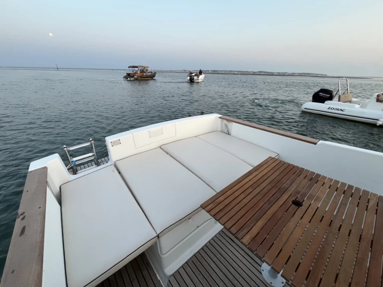 Bénéteau Ombrine 700 a louer à Arcachon