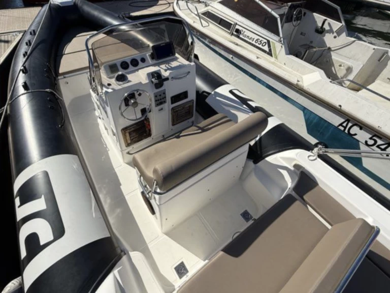 Louez un Joker Boat Clubman 26 à Arcachon