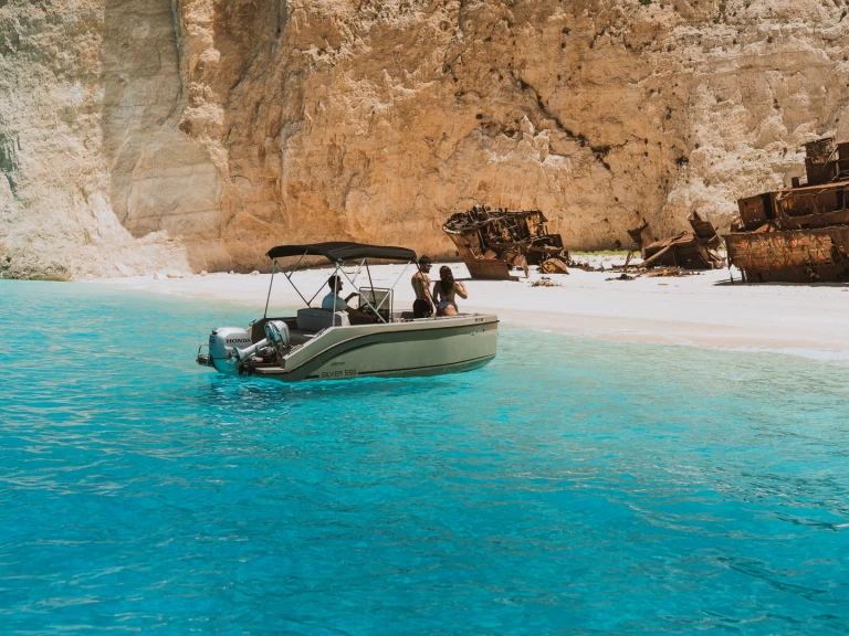 silver yachts  5.55 a louer à Zakynthos