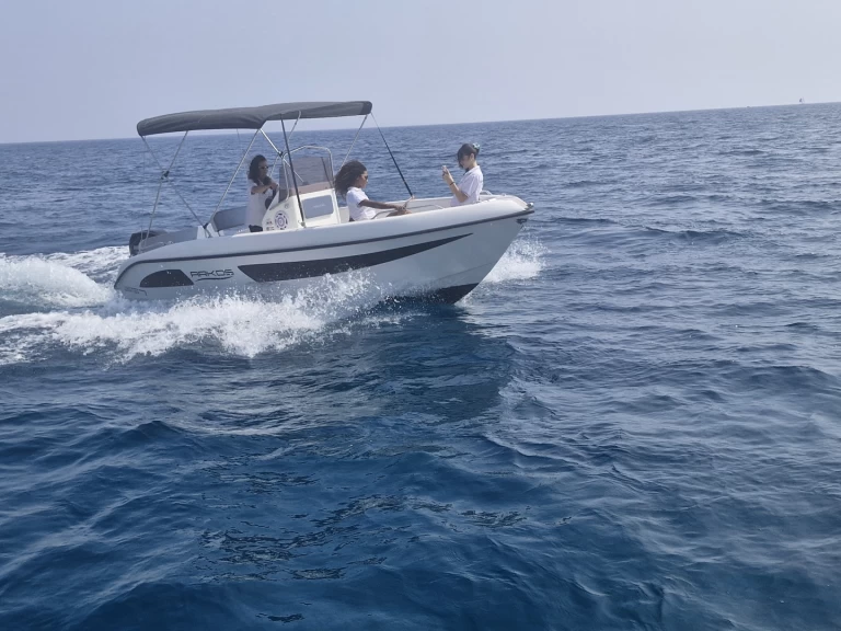 Location Bateau à moteur à Sanremo - Arkos 557