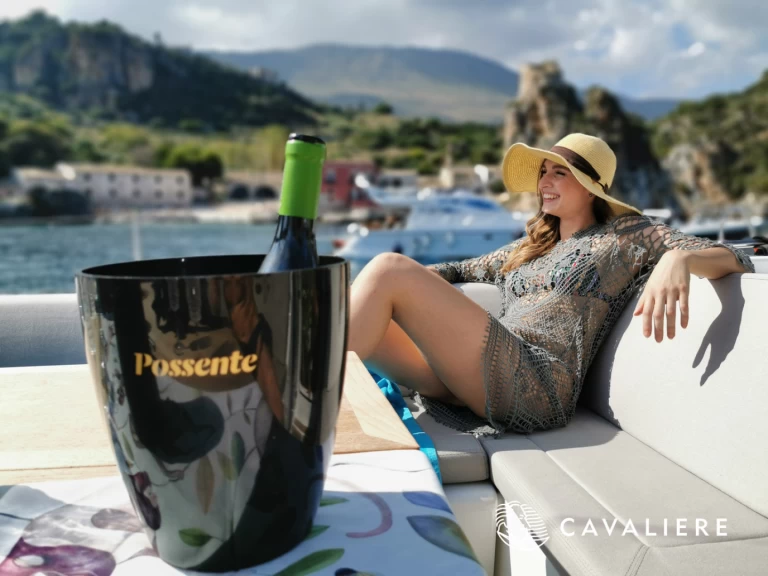 Location bateau Dufour Dufour 56 Exclusive à Capo d'Orlando sur Samboat