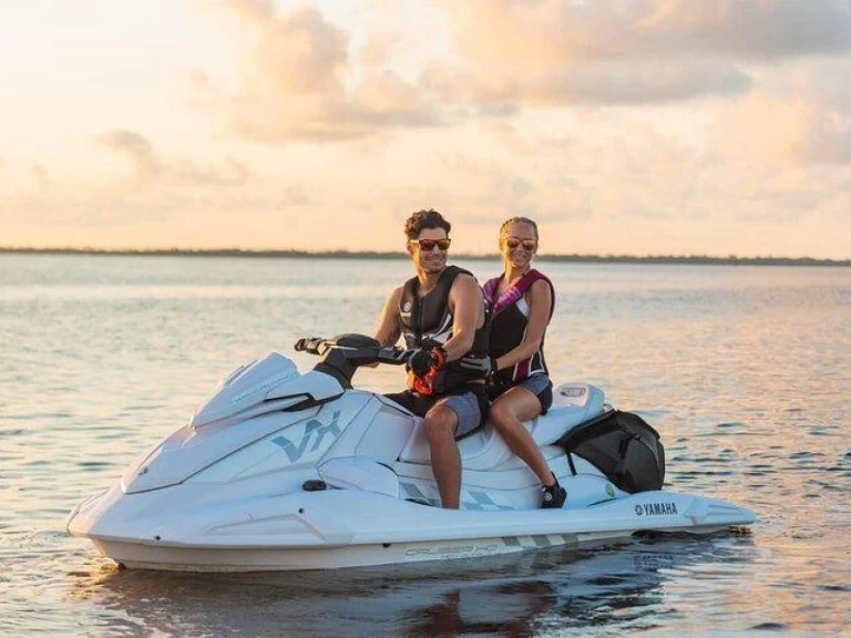 Yamaha Yamaha VX a louer à Sant Antoni de Portmany