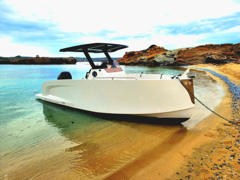 Louez un Boats mak Cattleya X6 à Cala Llonga