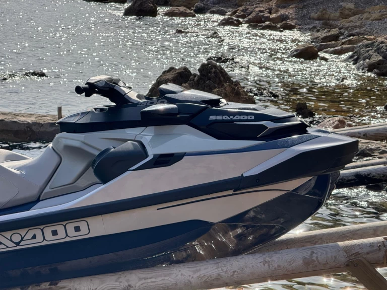 Location à Marina Ibiza - Sea-Doo Gtx limited 300 sur SamBoat