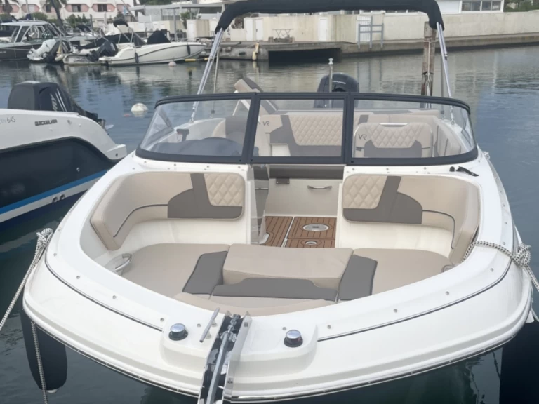 Location bateau Bayliner VR5 à Palavas-les-Flots sur Samboat
