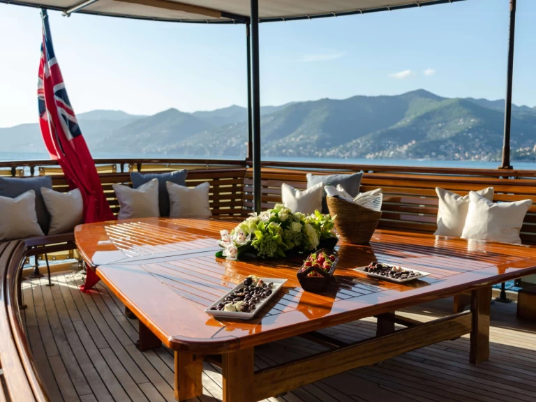 Location à Provence-Alpes-Côte d'Azur -  OVER THE RAINBOW OF LONDON sur SamBoat