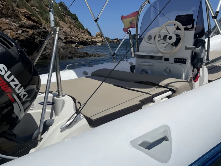 Location bateau Zodiac Medline II C à Port Mahon sur Samboat