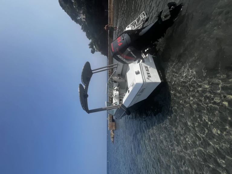 Location bateau La Seyne-sur-Mer pas cher Bayliner 175 BR