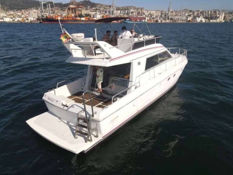 Ferretti Ferretti 39 a louer à Vigo