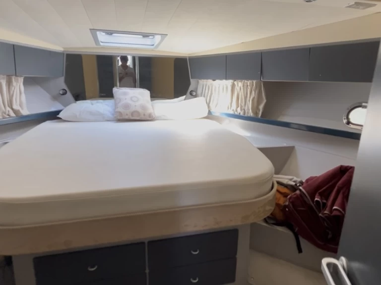 Location à Vigo - Ferretti Ferretti 39 sur SamBoat