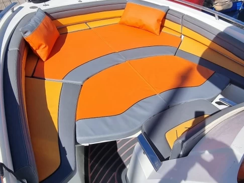 Bateau à moteur à louer à Marina San Miguel au meilleur prix