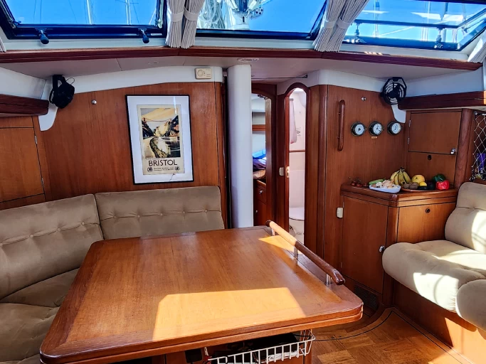 Oyster Marine Oyster 47 a louer à Porto San Paolo