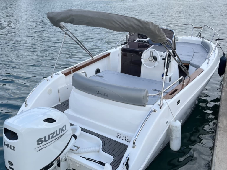 Louer Bateau à moteur avec ou sans skipper Aquabat à Six-Fours-les-Plages