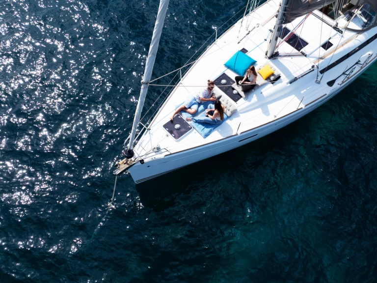 Location bateau Jeanneau Sun Odyssey 469 à Nice sur Samboat