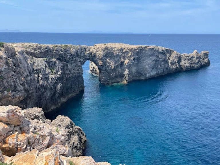 Bateau à moteur à louer à Ciutadella de Menorca au meilleur prix