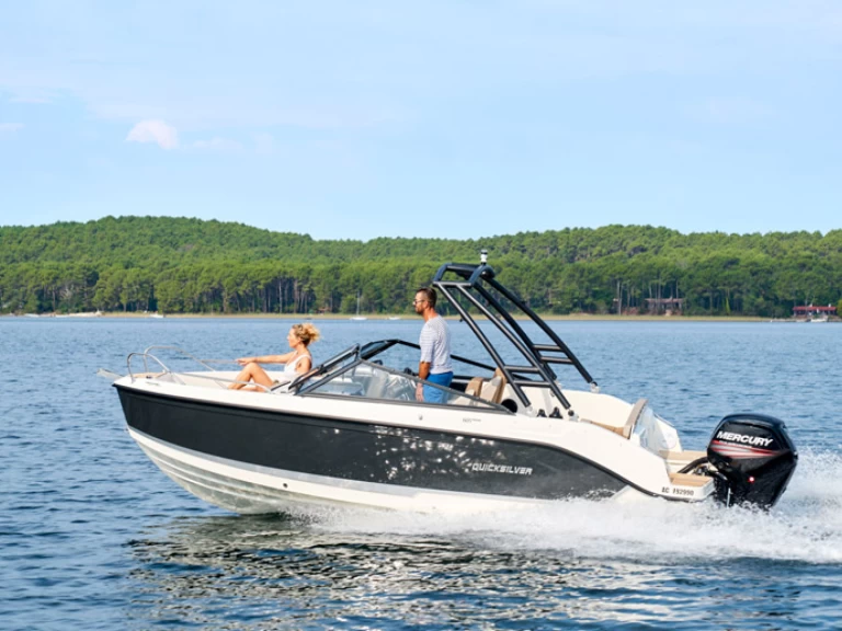 Louer Bateau à moteur avec ou sans skipper Quicksilver à Altea