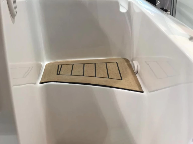 Location bateau Aquabat Sport Infinity 850 à Capo d'Orlando sur Samboat