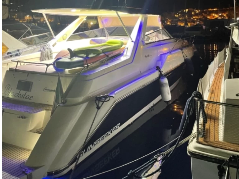 Louer Bateau à moteur avec ou sans skipper Sunseeker à Cefalù