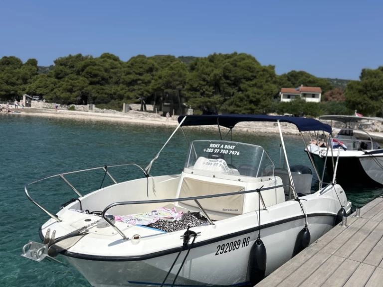 Location Bateau à moteur à Rogoznica - Quicksilver Activ 675 Open