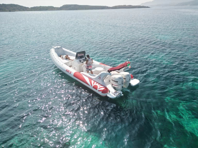 Semi-rigide à louer à Porto Cervo au meilleur prix