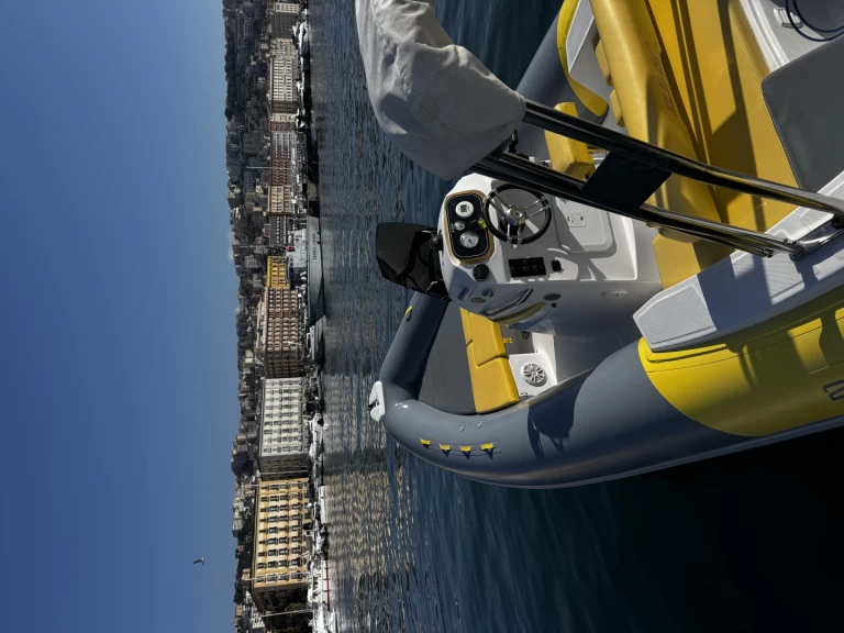 Location à Naples - 2bar 620 sur SamBoat