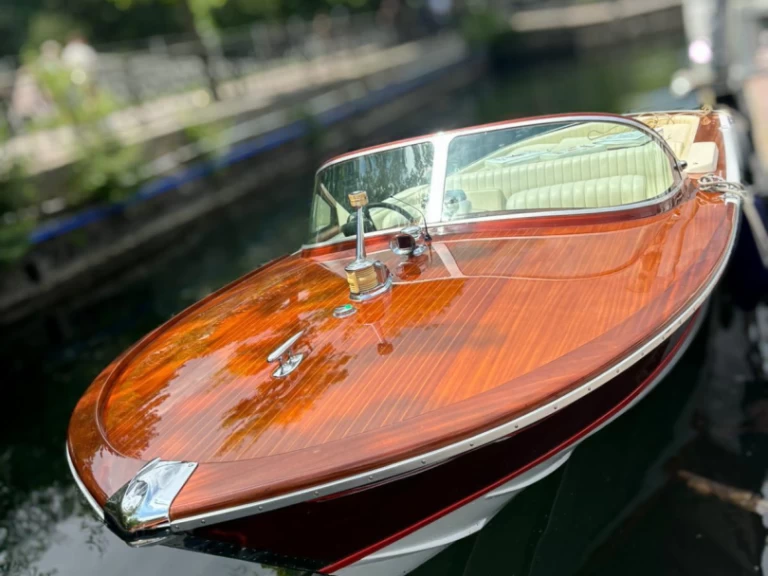 Location Bateau à moteur à Côme (Ville) - Colombo Super Indios 