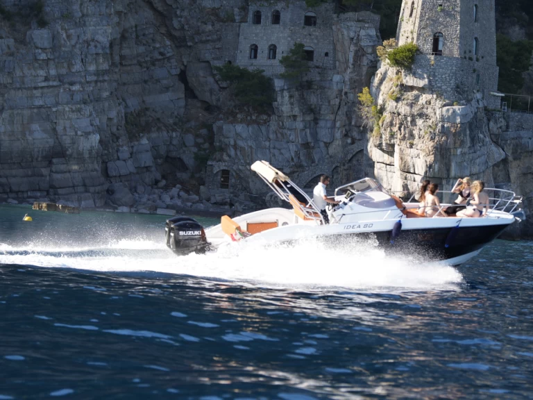 Location Bateau à moteur Idea Marine avec permis