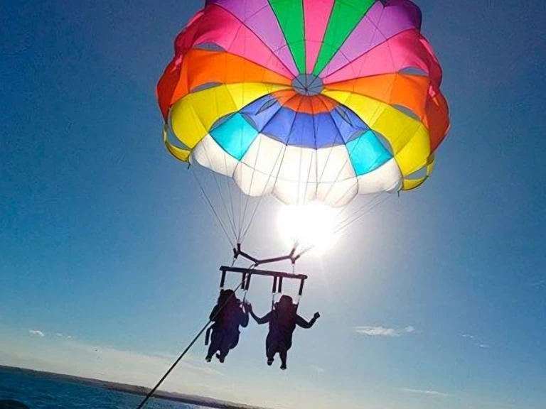 Bateau à moteur à louer à Palerme au meilleur prix