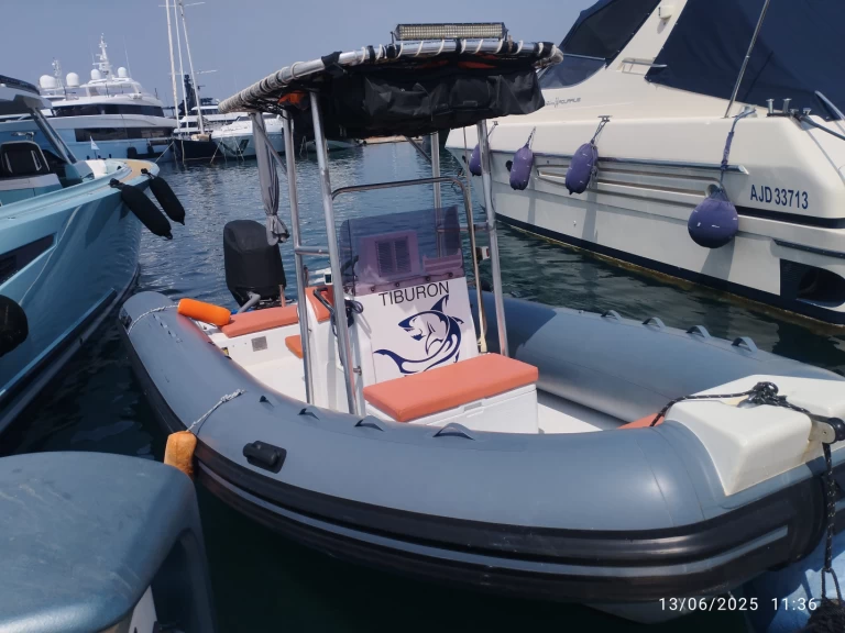 Semi-rigide à louer à Cannes au meilleur prix