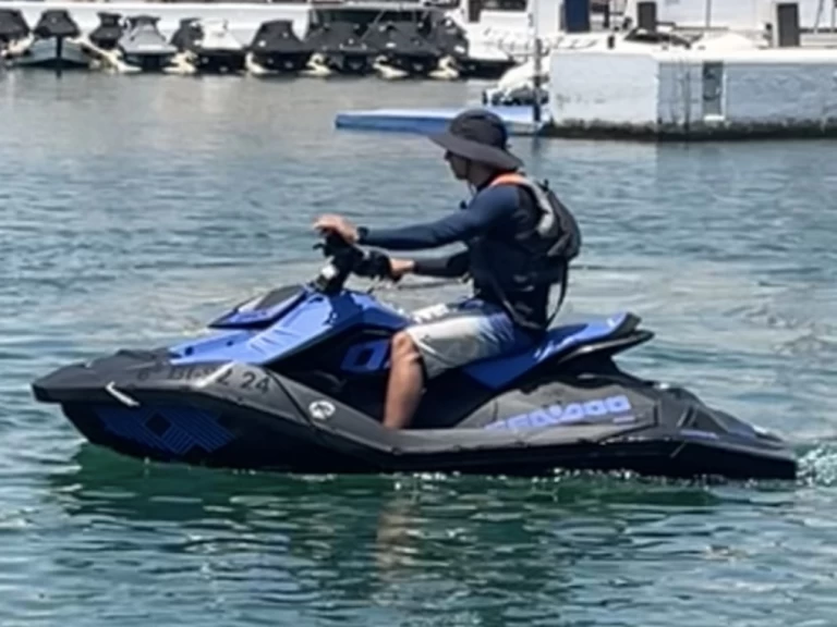 Louer Jet ski avec ou sans skipper Bombardier à Puerto Banús