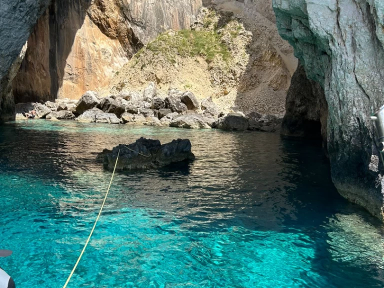 Bali Bali 4.4 a louer à Lefkáda