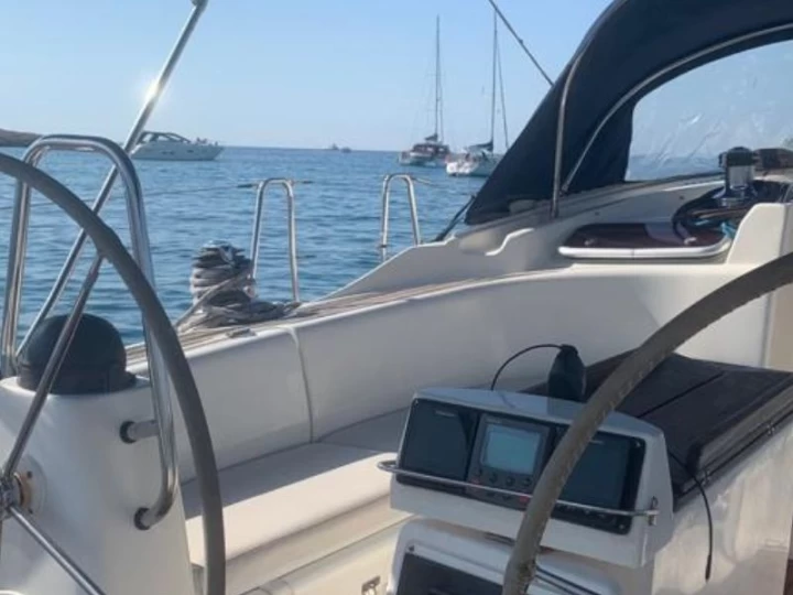 Louer Voilier avec ou sans skipper Bavaria à Marseille