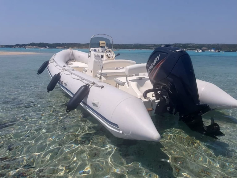 Location Semi-rigide Zodiac avec permis