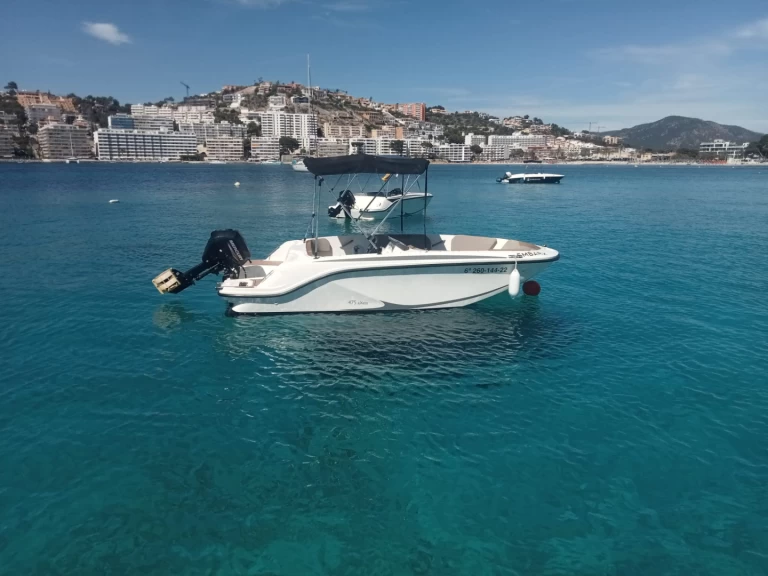 Louez un Quicksilver QS 475 AXESS à La Savina